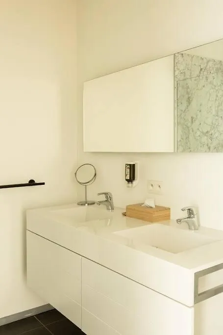 Апартаменты Uniek Appartement -Zicht Schelde Антверпен